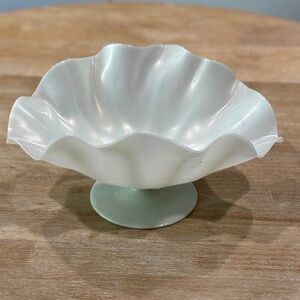 Vintage 1930s Steuben Ivrene Free Form Opalescent Footed Centerbowl, Sz 6.5 x 13